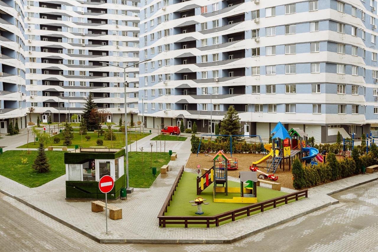 Apartament Confortabil In Centrul Orasului! คีชีเนา ภายนอก รูปภาพ